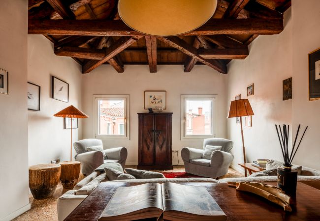  a Venezia - Santa Giustina Canal View R&R