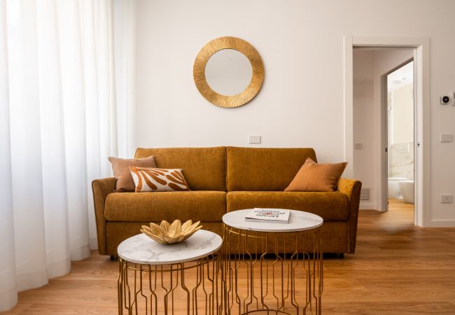 Appartamento a Milano - San Babila Design Apartment R&R Appartamento a Milano - San Babila Design Apartment R&R