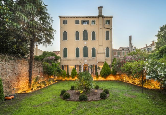  a Venezia - Domus Carla With Garden R&R