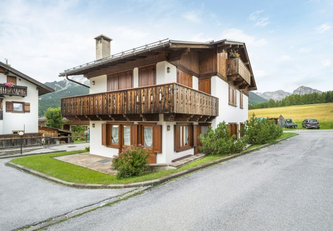 Appartamento a Cortina d´Ampezzo - Verocai Charming Chalet R&R Appartamento a Cortina d´Ampezzo - Verocai Charming Chalet R&R