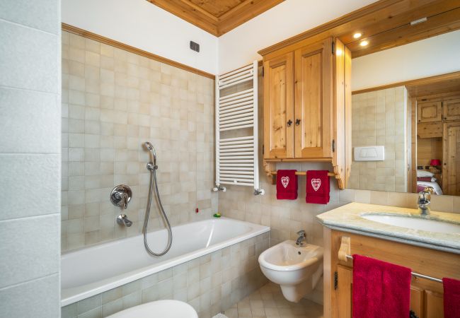 Appartamento a Cortina d´Ampezzo - Verocai Charming Chalet R&R Appartamento a Cortina d´Ampezzo - Verocai Charming Chalet R&R