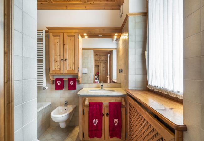 Appartamento a Cortina d´Ampezzo - Verocai Charming Chalet R&R Appartamento a Cortina d´Ampezzo - Verocai Charming Chalet R&R