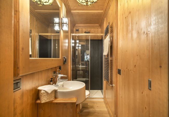 Appartamento a Cortina d´Ampezzo - Elegant Tablà with Garden R&R Appartamento a Cortina d´Ampezzo - Elegant Tablà with Garden R&R