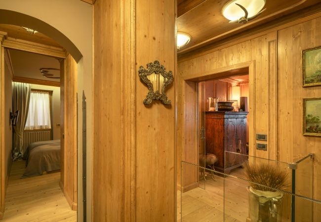 Appartamento a Cortina d´Ampezzo - Elegant Tablà with Garden R&R Appartamento a Cortina d´Ampezzo - Elegant Tablà with Garden R&R