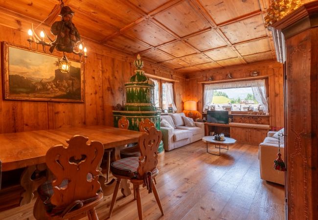 Appartamento a Cortina d´Ampezzo - Tofane View Apartment with Terrace R&R Appartamento a Cortina d´Ampezzo - Tofane View Apartment with Terrace R&R