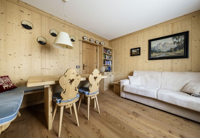 Appartamento a Cortina d´Ampezzo - Pecol Charming Apartment R&R