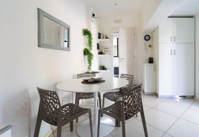 Apartment in Stazzo - Villa Galatea - Conchiglia Apartment in Stazzo - Villa Galatea - Conchiglia