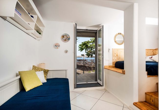 Apartment in Stazzo - Villa Galatea - Conchiglia Apartment in Stazzo - Villa Galatea - Conchiglia