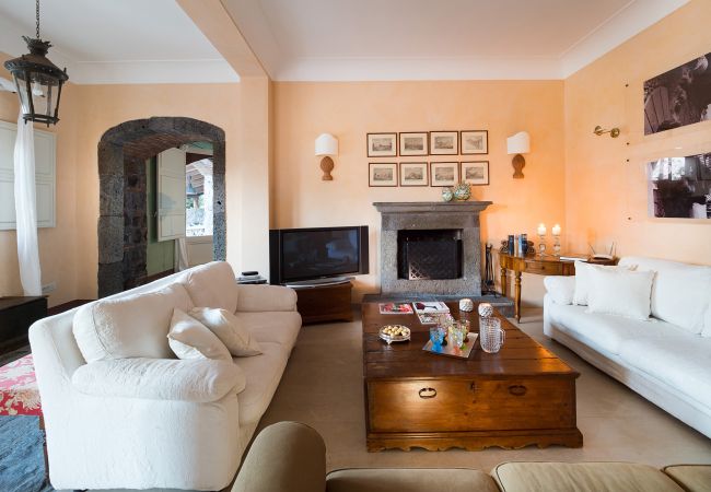 Villa in Milo - Mila Villa in Milo - Mila