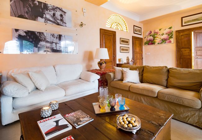 Villa in Milo - Mila Villa in Milo - Mila