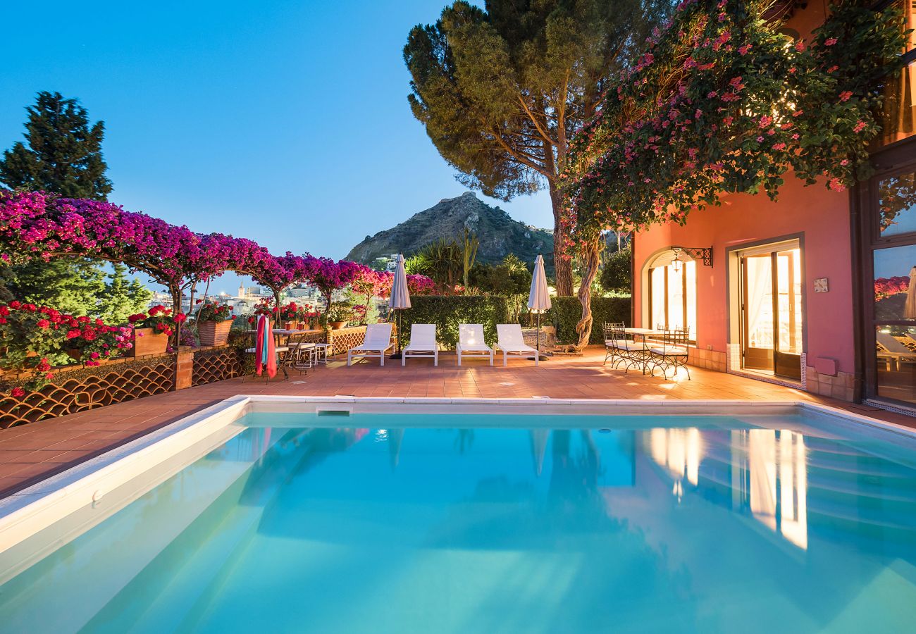 Villa in Taormina - La Boheme