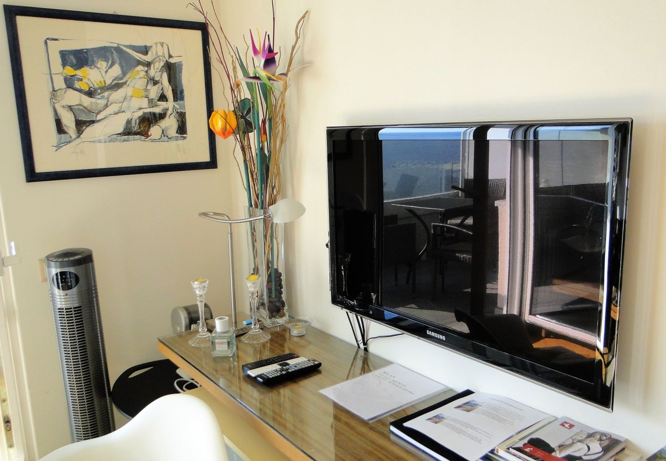 Apartment in Lugano - Breathtaking View for a Romantic Stay Apartment in Lugano - Breathtaking View for a Romantic Stay