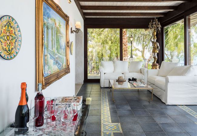 Villa in Letojanni - Buena Vista Villa in Letojanni - Buena Vista