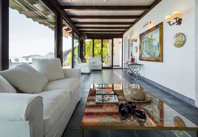 Villa in Letojanni - Buena Vista Villa in Letojanni - Buena Vista