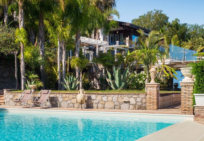 Villa in Letojanni - Buena Vista Villa in Letojanni - Buena Vista