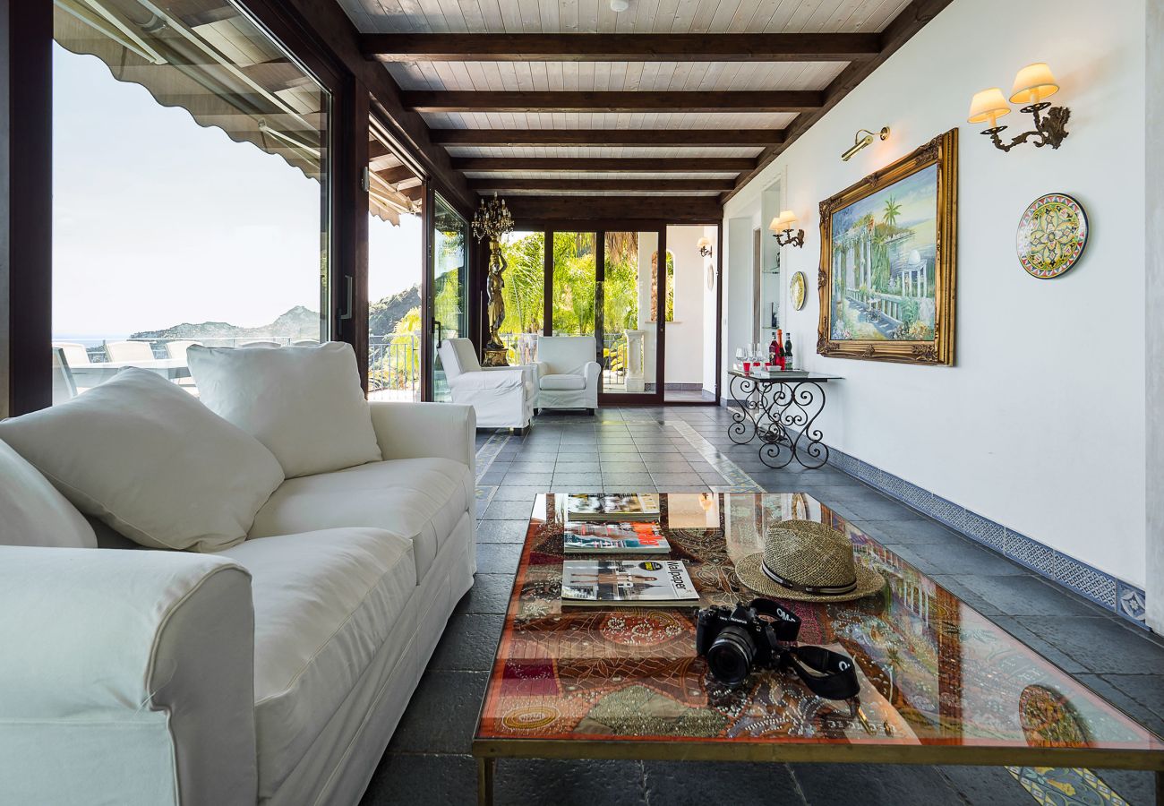 Villa in Letojanni - Buena Vista Villa in Letojanni - Buena Vista