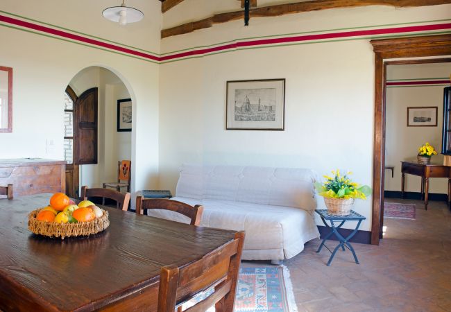 Apartment in Cinigiano - Typical Stone House looking Banfi Wineries Apartment in Cinigiano - Typical Stone House looking Banfi Wineries