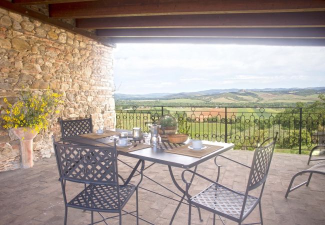 Apartment in Cinigiano - Typical Stone House looking Banfi Wineries Apartment in Cinigiano - Typical Stone House looking Banfi Wineries