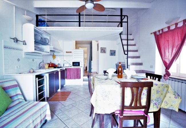 Apartment in Sperlonga - holidaycasa Macca - Confortevole e con vista mare Apartment in Sperlonga - holidaycasa Macca - Confortevole e con vista mare