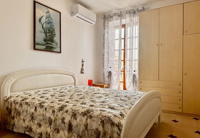 Apartment in Sperlonga - holidaycasa Leone -con posto auto a 200 mt dal mar Apartment in Sperlonga - holidaycasa Leone -con posto auto a 200 mt dal mar