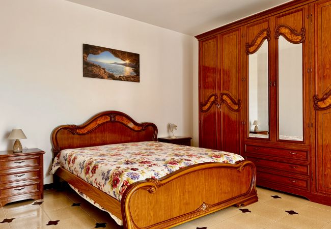Apartment in Sperlonga - holidaycasa Leone -con posto auto a 200 mt dal mar Apartment in Sperlonga - holidaycasa Leone -con posto auto a 200 mt dal mar