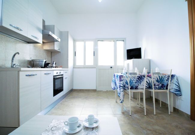 Apartment in Sperlonga - holidaycasa Sebastiano - Grazioso bilocale a 150mt Apartment in Sperlonga - holidaycasa Sebastiano - Grazioso bilocale a 150mt