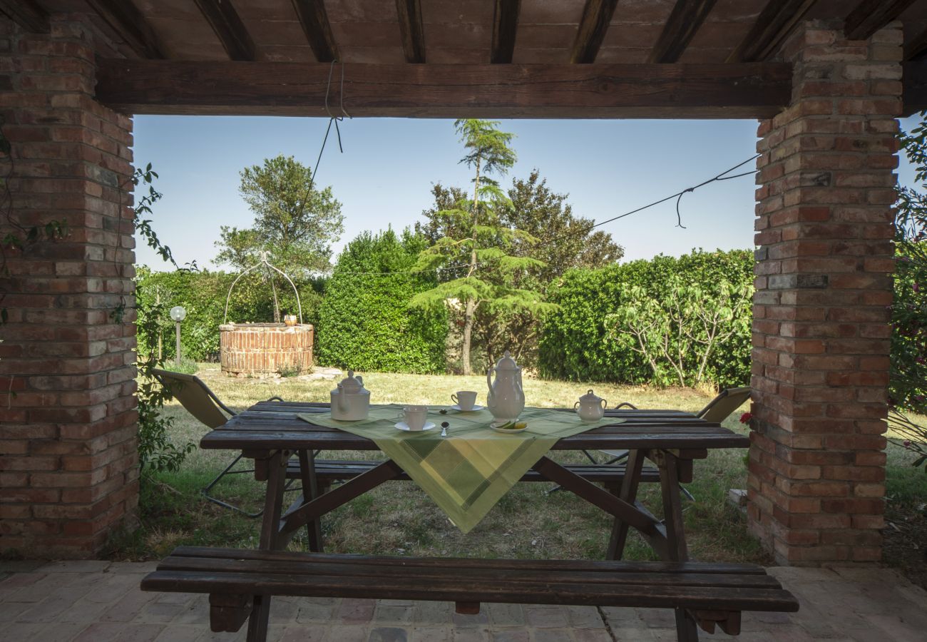 Apartment in Asciano - Lillarosa is Your Agritourism close to Siena Apartment in Asciano - Lillarosa is Your Agritourism close to Siena