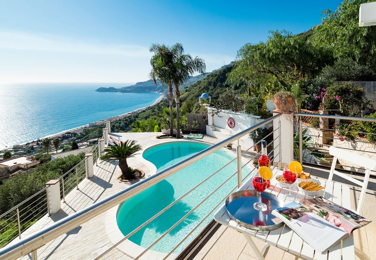 Villa in Taormina - Villa Luce