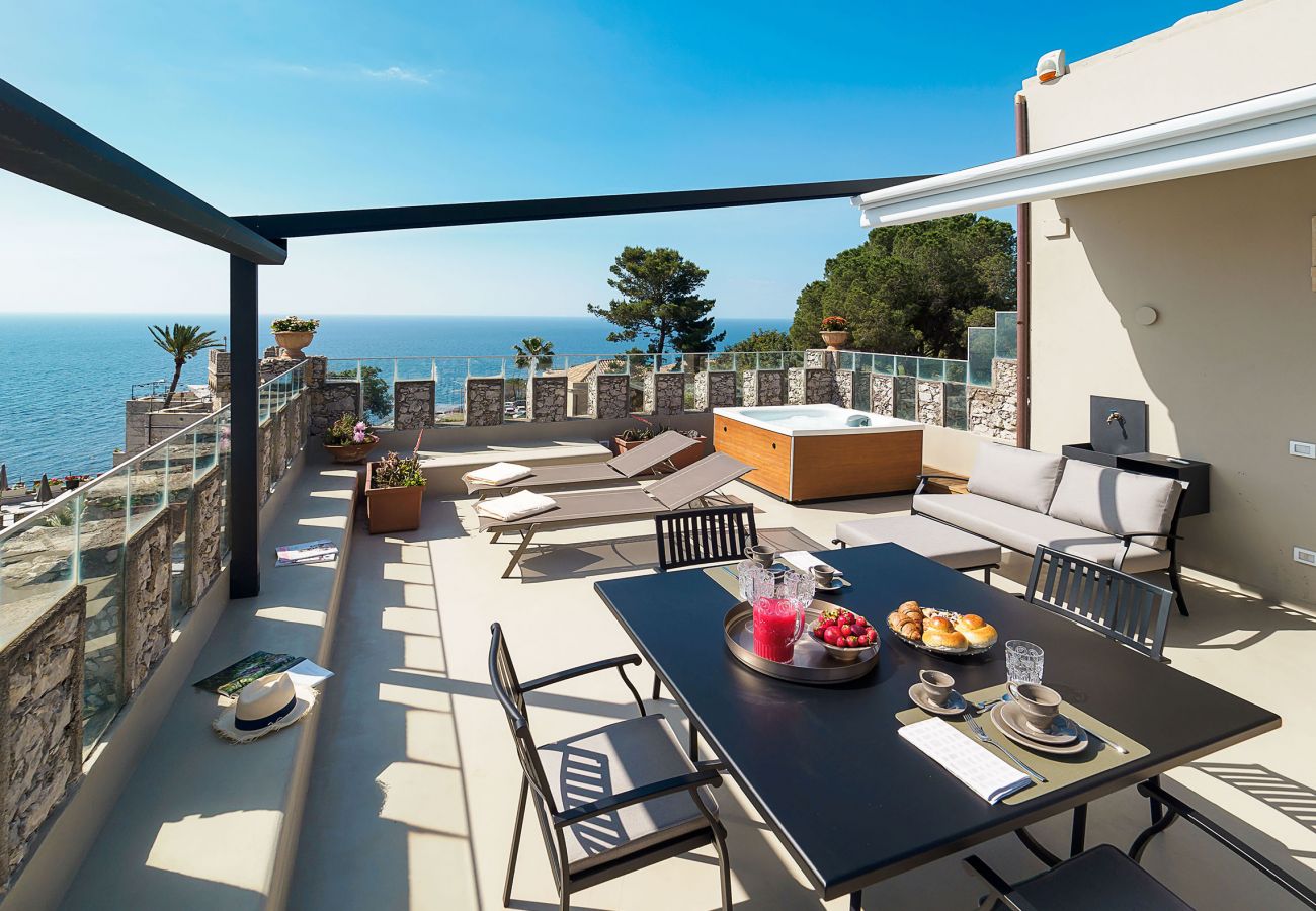 Apartment in Taormina - Torre Isola Bella Apartment in Taormina - Torre Isola Bella