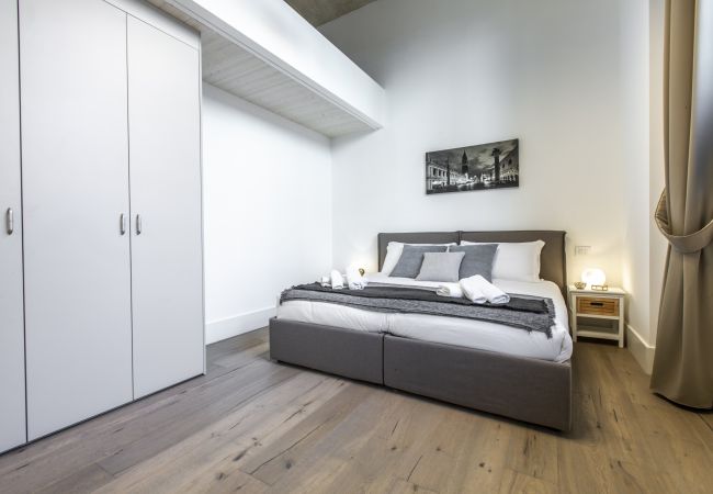 Apartment in Venezia - Elegant Fornasa Vecia Canal View R&R Apartment in Venezia - Elegant Fornasa Vecia Canal View R&R