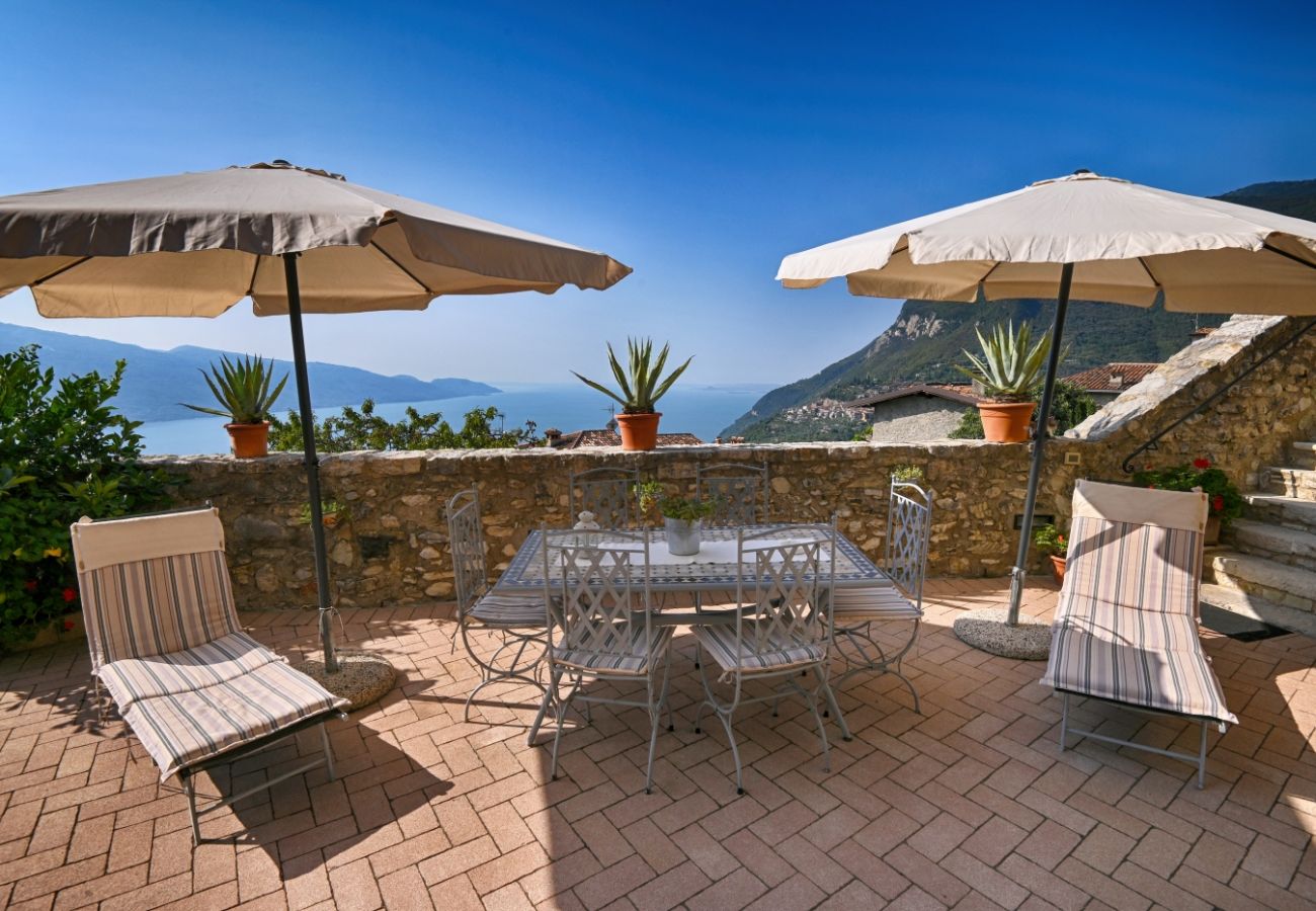 Apartment in Tignale - Rustico Kristi