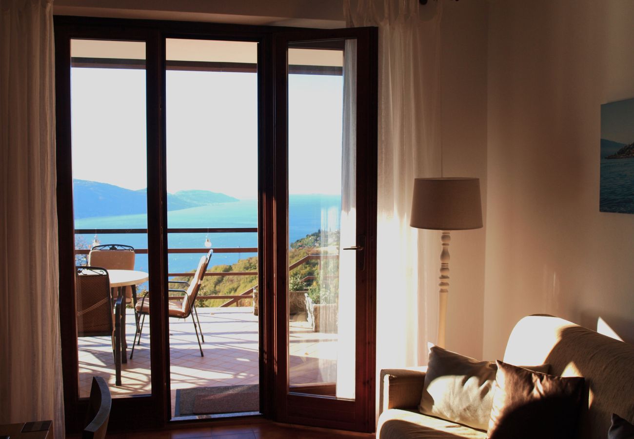 Apartment in Tignale - Appartamento Il Patio