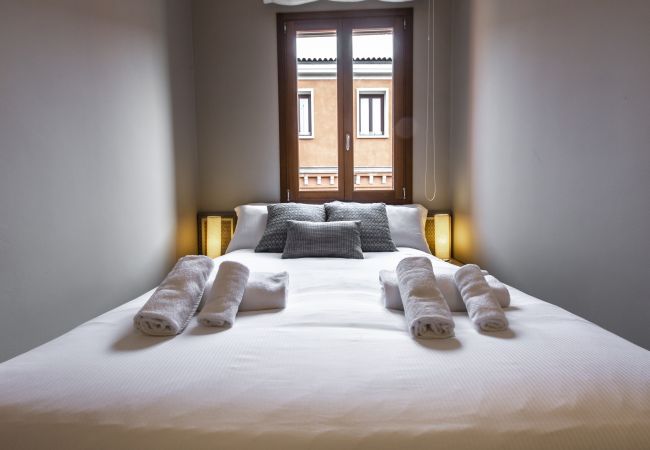 Apartment in Venezia - Charming Apartment on the Grand Canal R&R Apartment in Venezia - Charming Apartment on the Grand Canal R&R