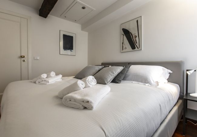 Apartment in Venice - San Pantalon Luxury Penthouse R&R Apartment in Venice - San Pantalon Luxury Penthouse R&R