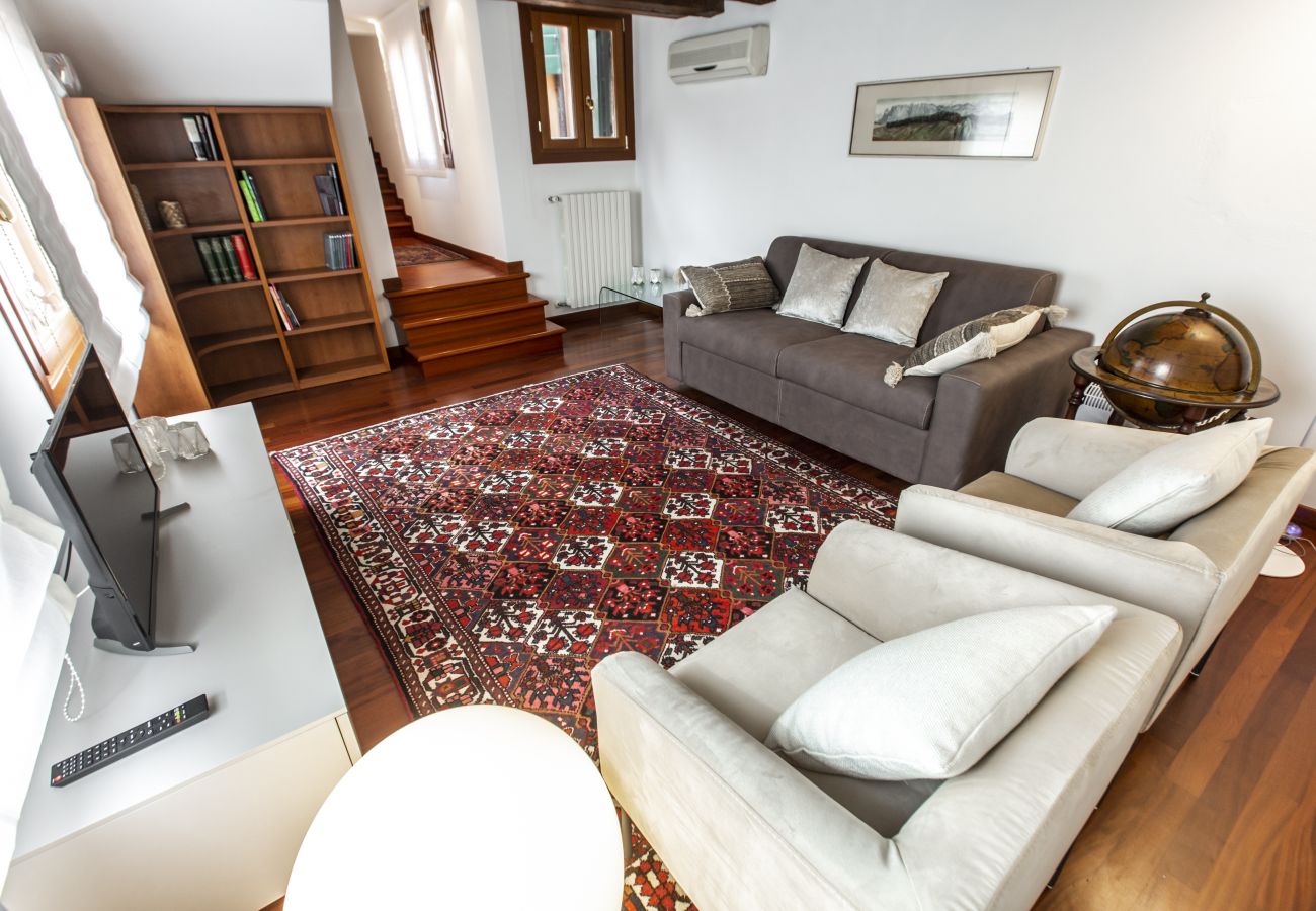 Apartment in Venice - San Pantalon Luxury Penthouse R&R Apartment in Venice - San Pantalon Luxury Penthouse R&R