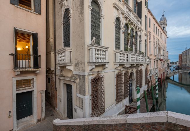 Apartment in Venice - Lion Palace Deluxe R&R Apartment in Venice - Lion Palace Deluxe R&R