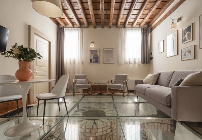 Apartment in Venice - Lion Palace Deluxe R&R Apartment in Venice - Lion Palace Deluxe R&R