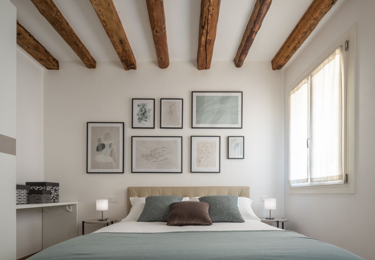 Apartment in Venice - San Giacomo dall'Orio Garden Apartment R&R