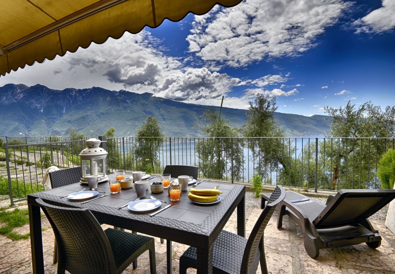 Apartment in Tignale - Appartamento Limone