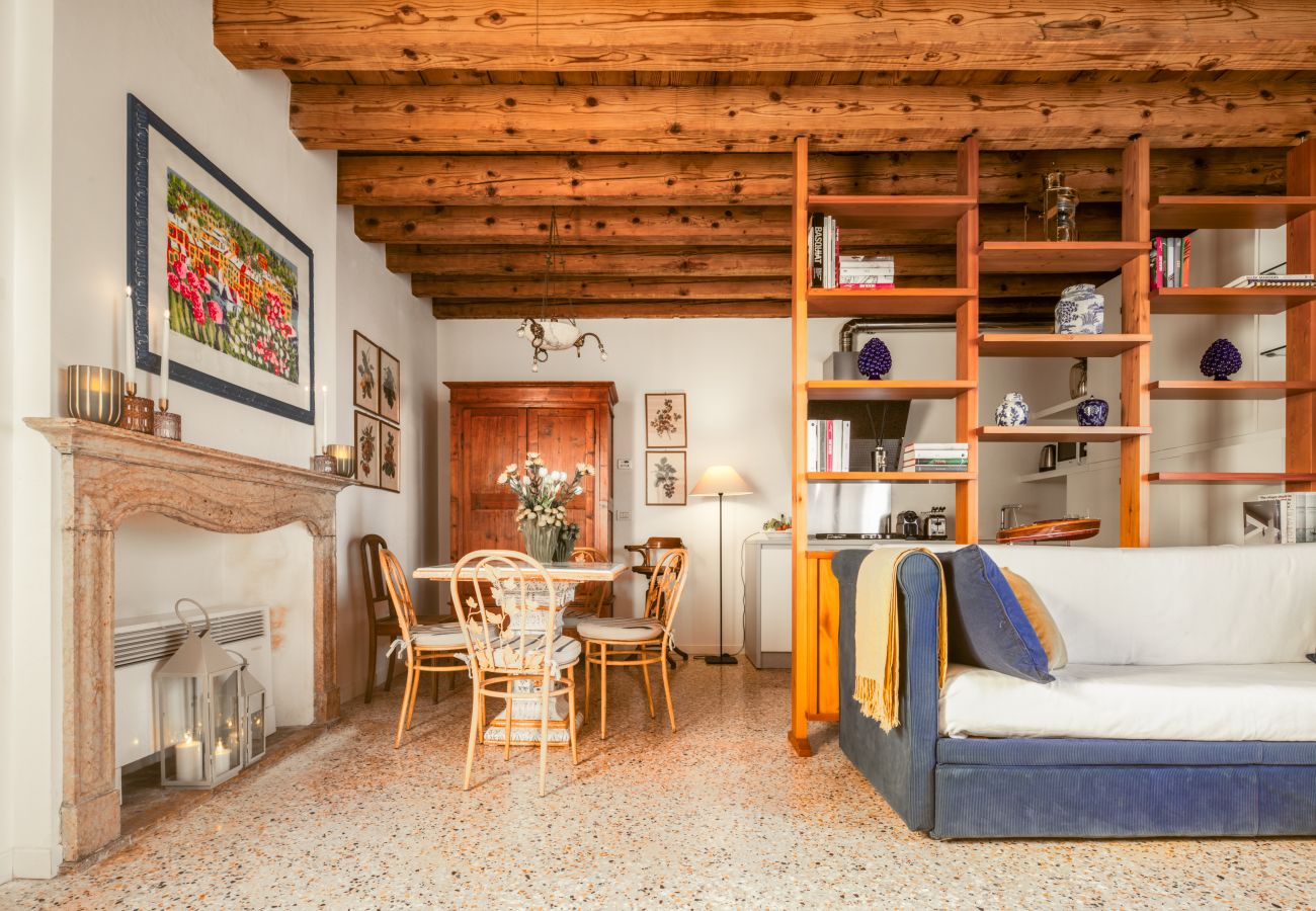 Apartment in Venice - Santa Giustina Cozy Apartment R&R